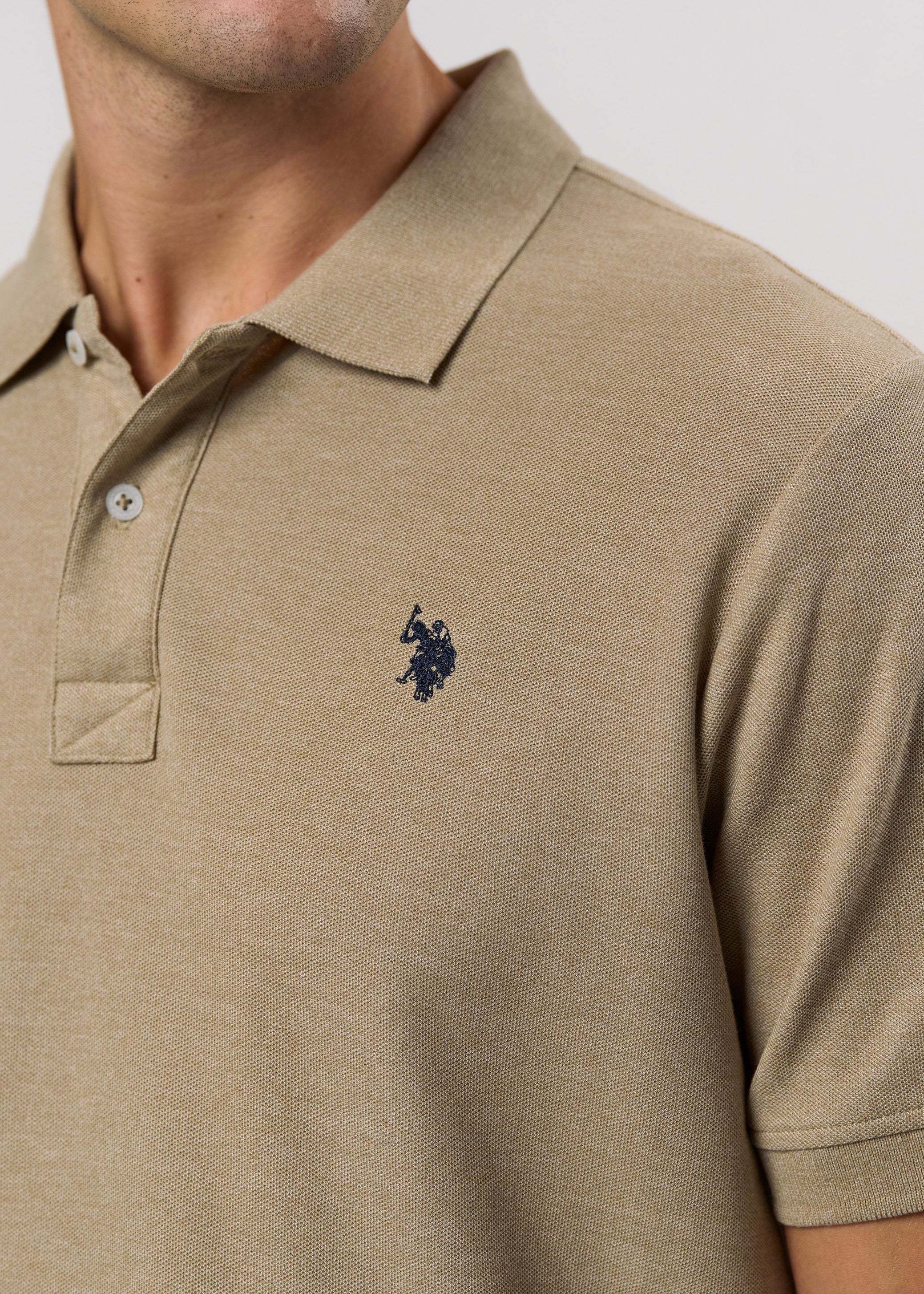UMAlfred Polo