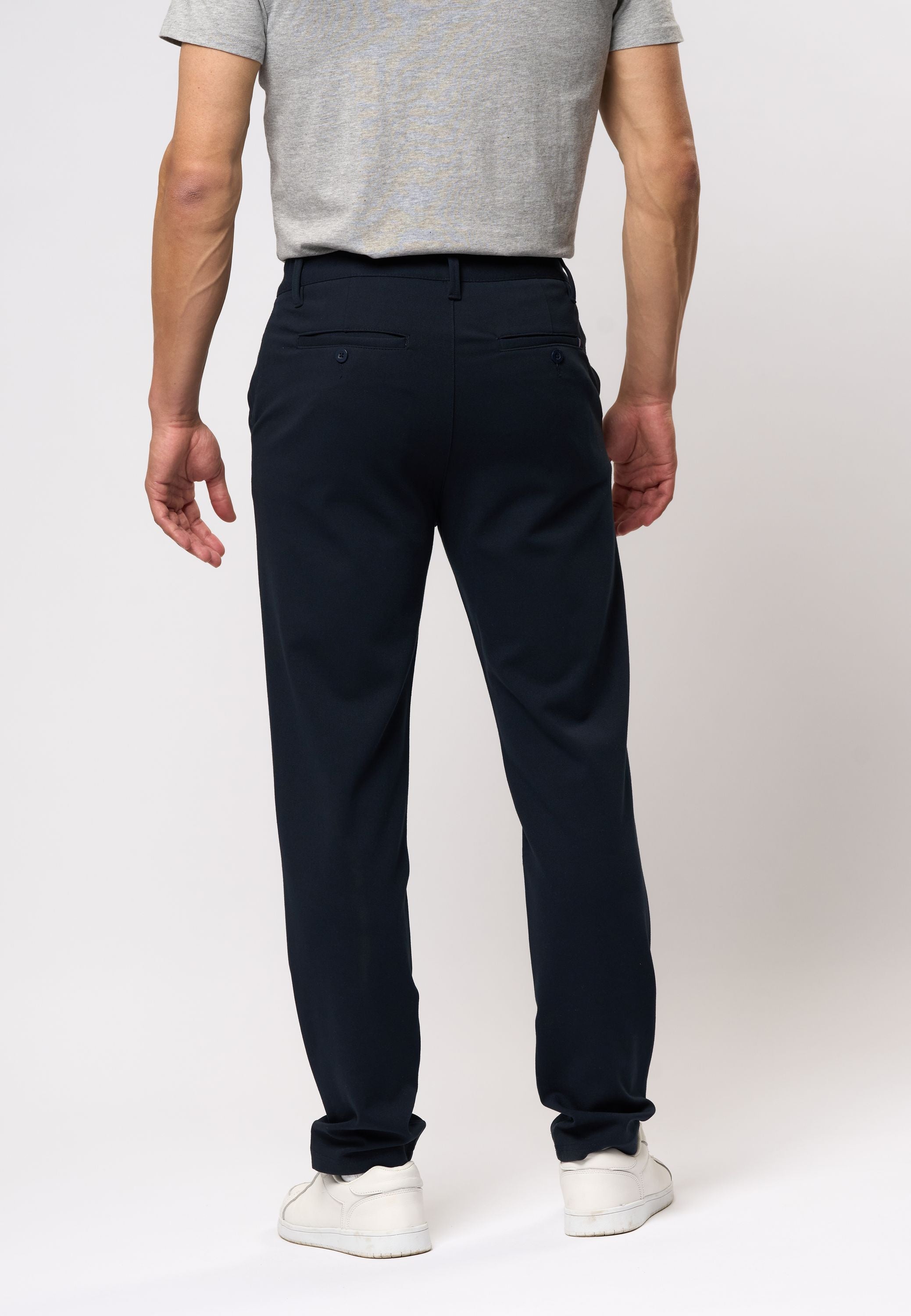 UMMilo Performance Pants