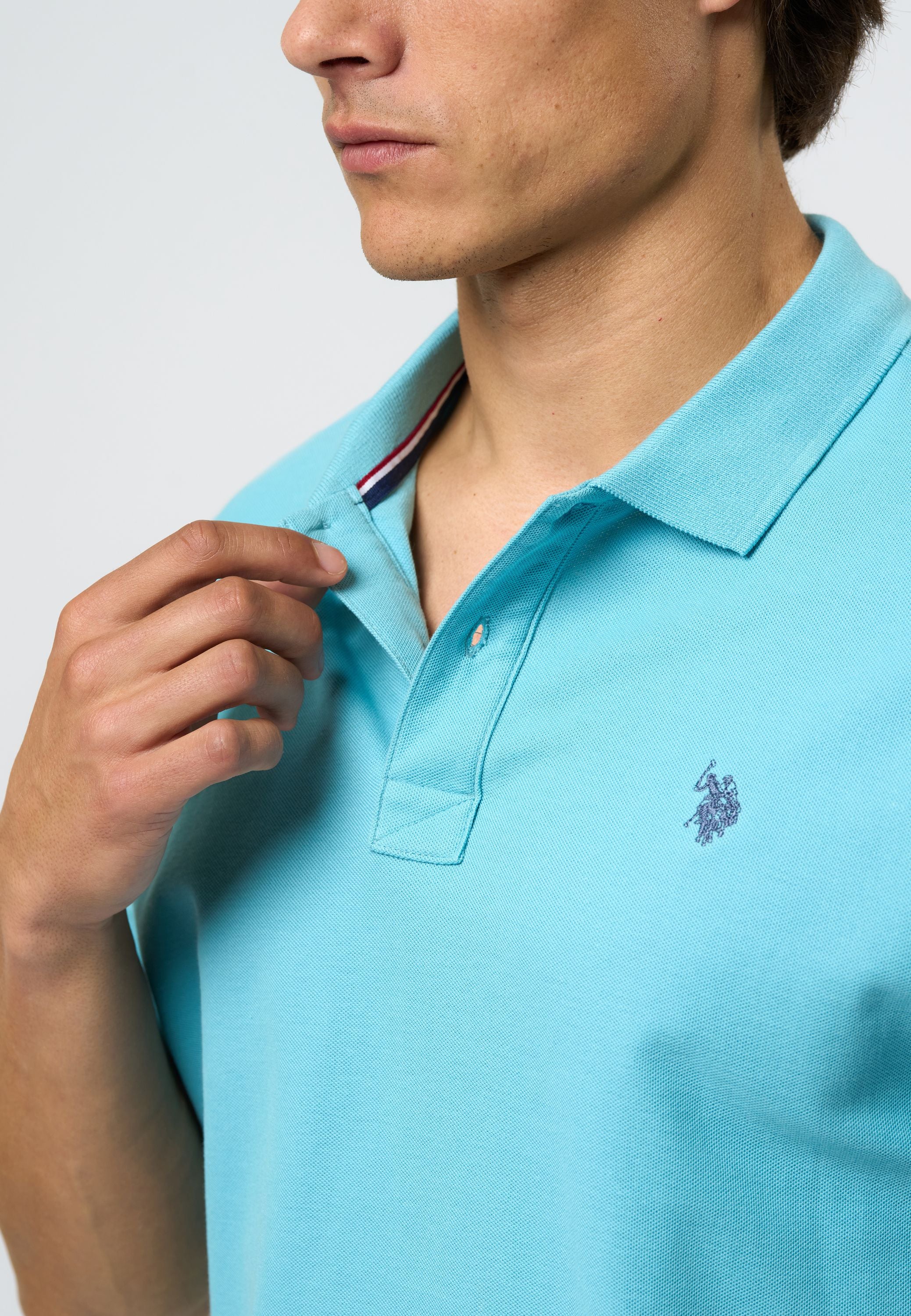 UMAlfred Polo