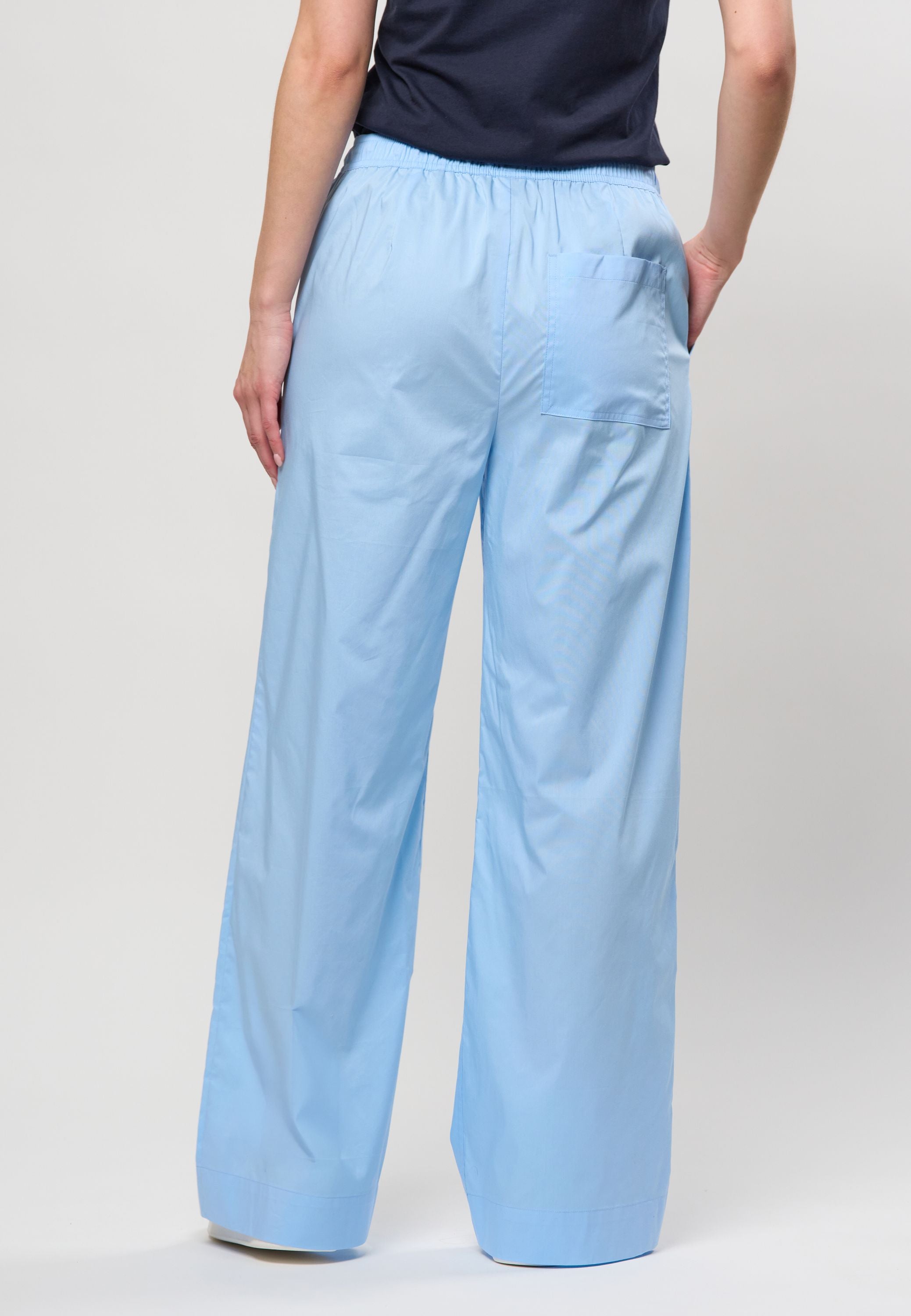 UWMira Pants