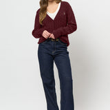 UWLibbi V-neck Knit