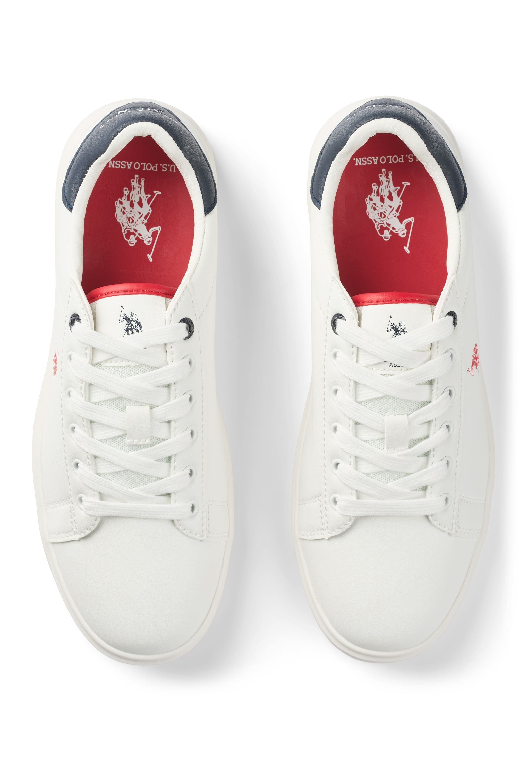 UMByron Sneakers