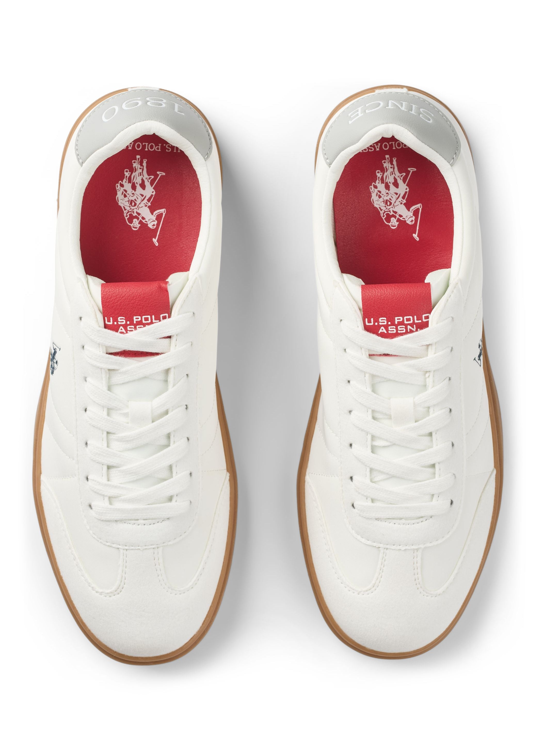 UMByron Sneakers