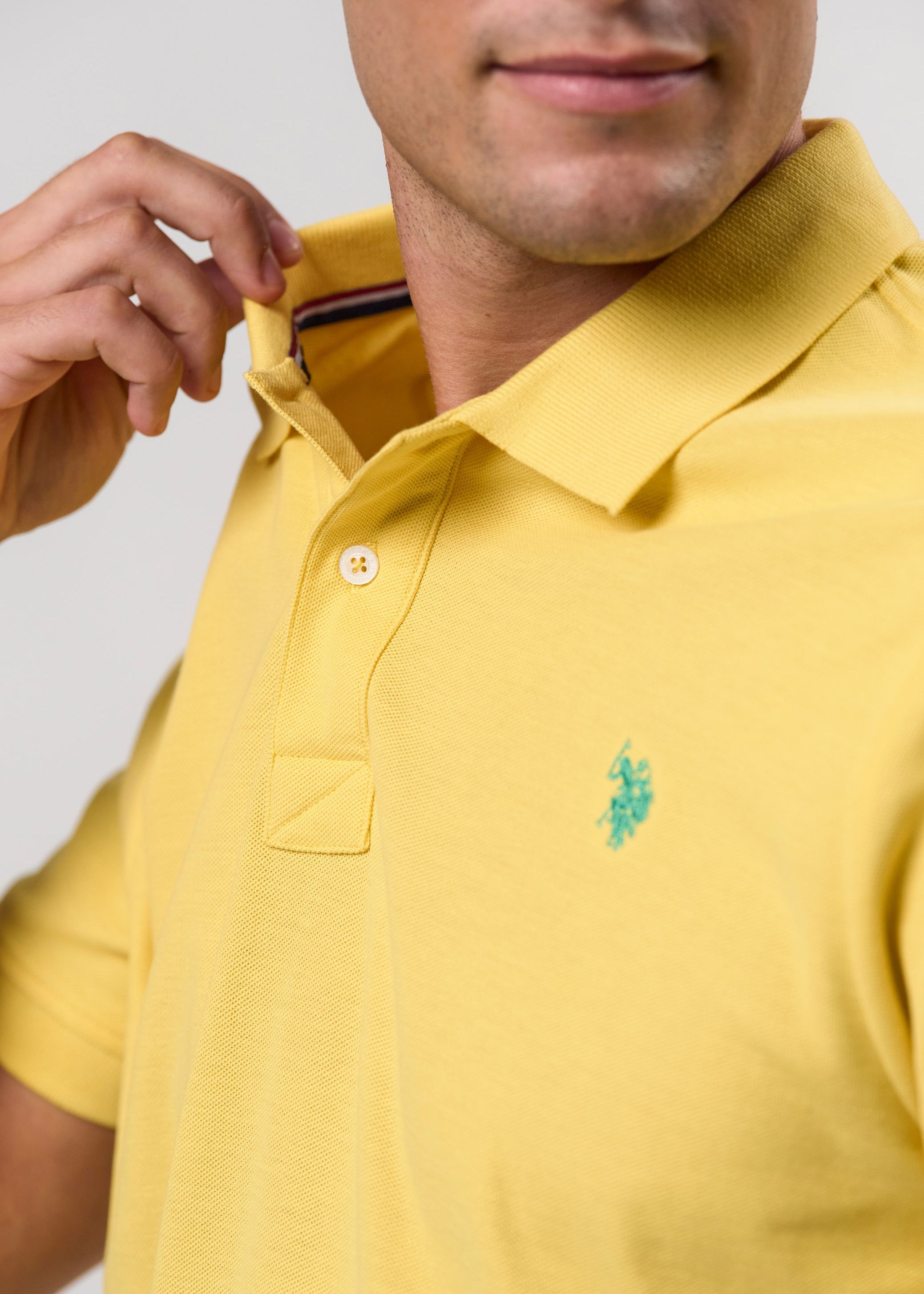 UMAlfred Polo