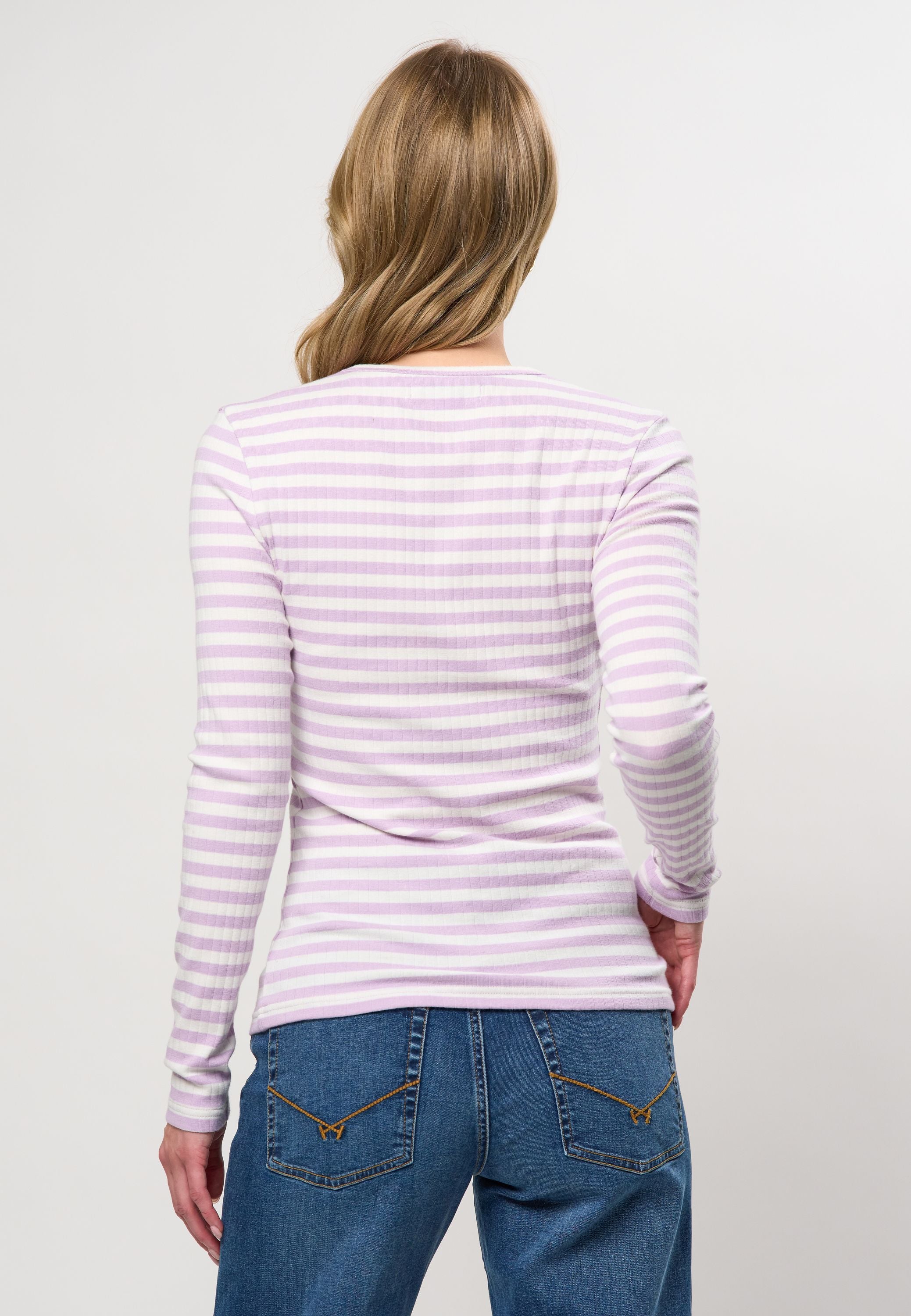 UWChanett Long Sleeve T-shirt