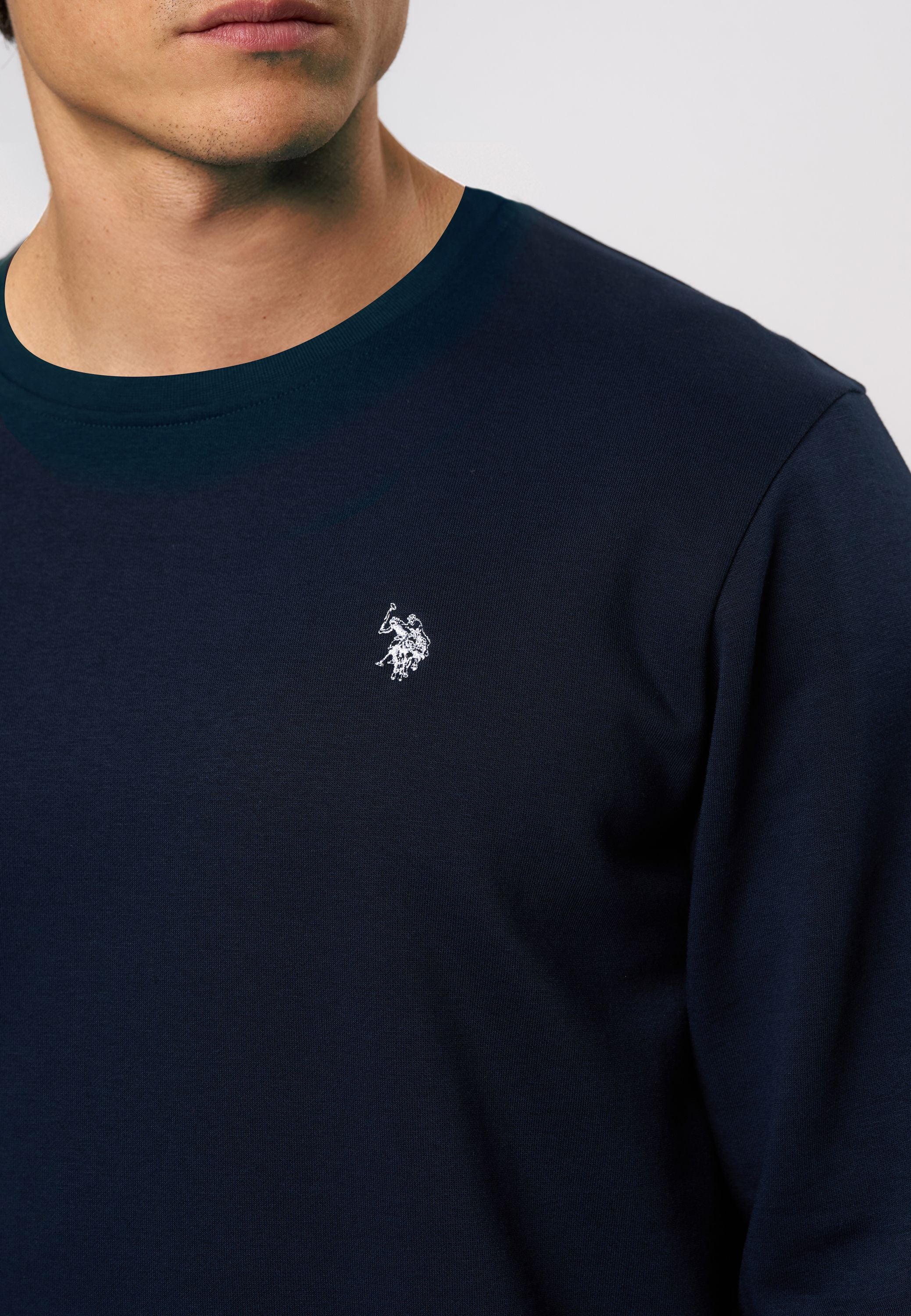UMTais Sweatshirt