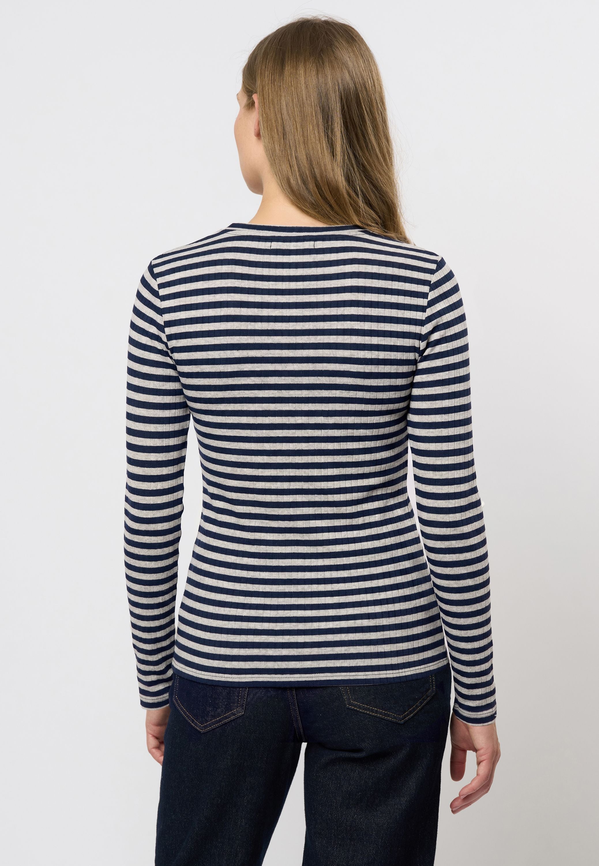 UWChanett Long Sleeve T-shirt