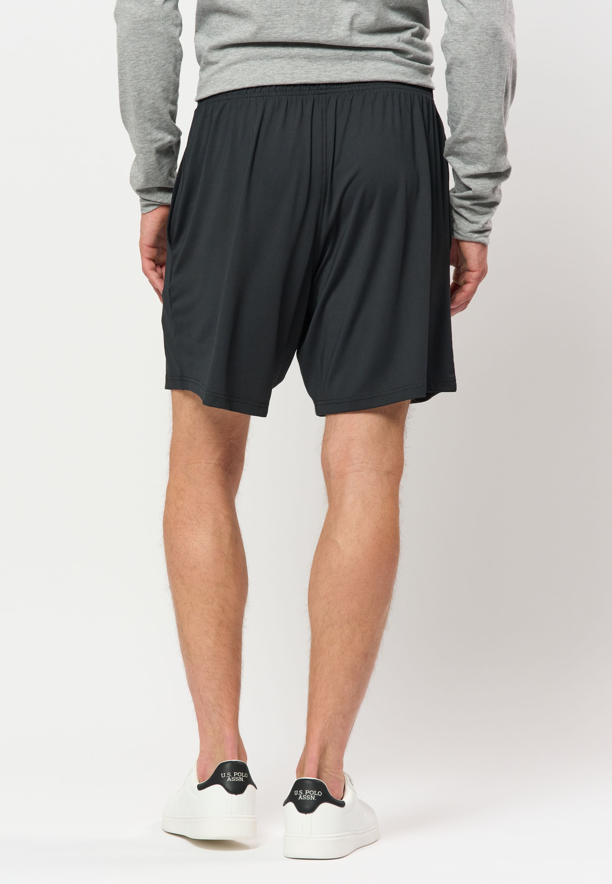 UMDian Shorts