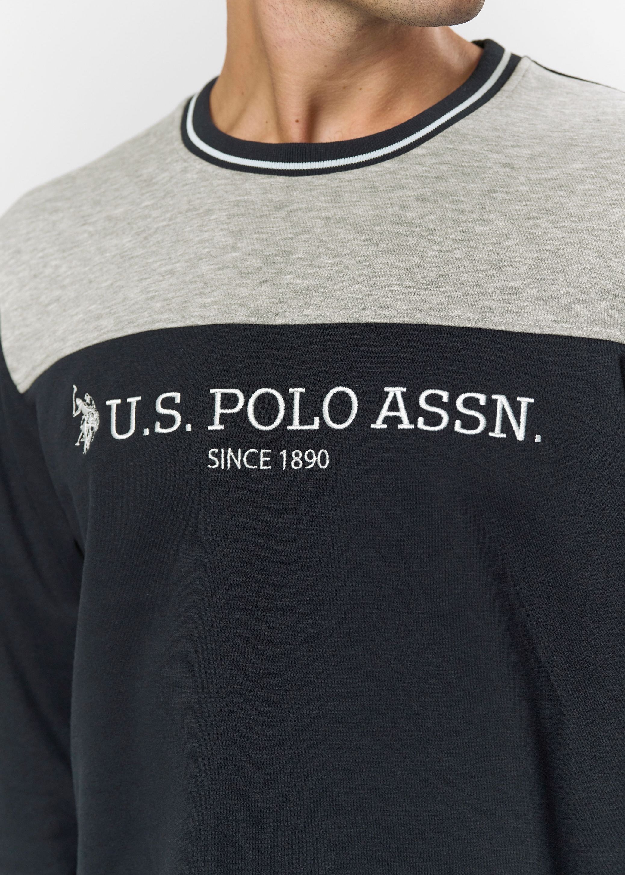 UMCesar Sweatshirt