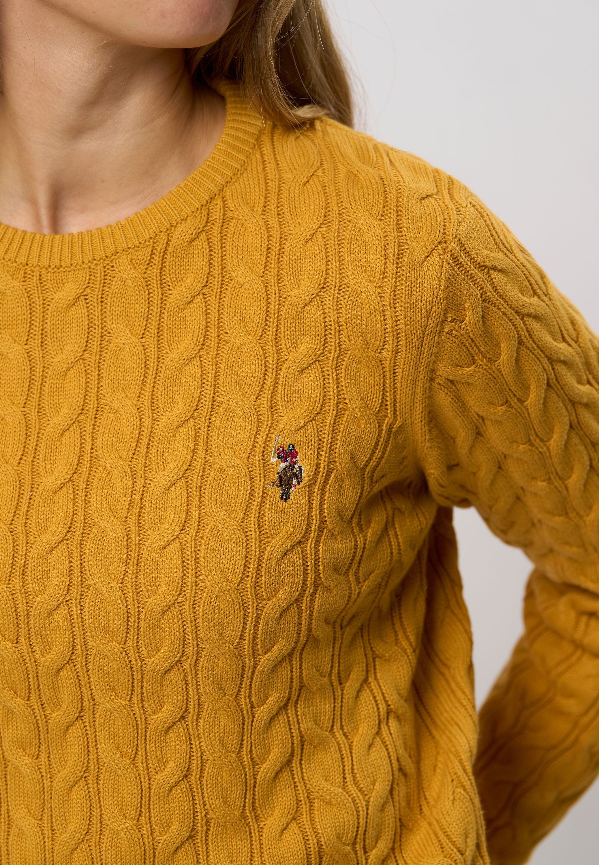 UWMadeline Cable Knit