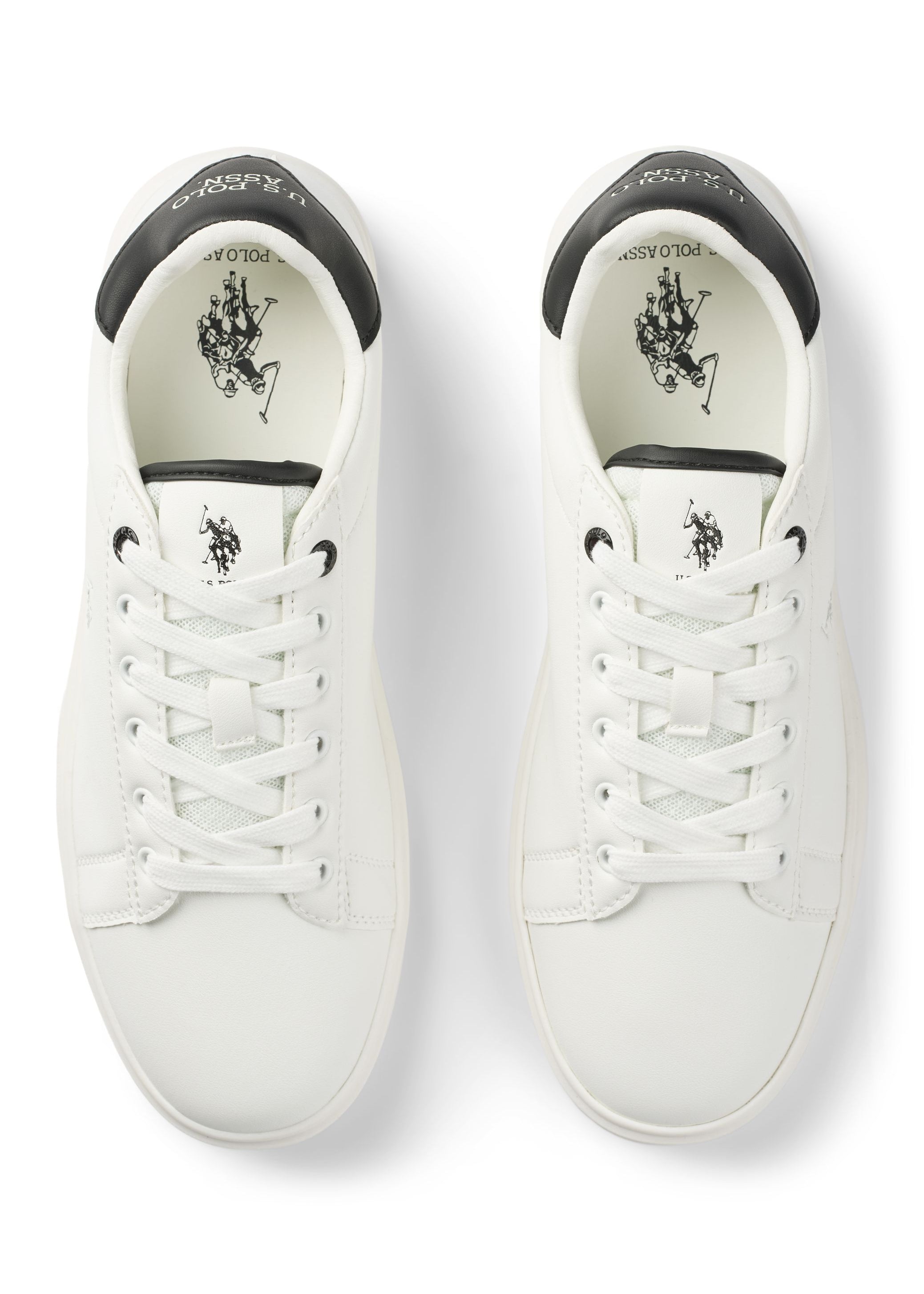 UMByron Sneakers