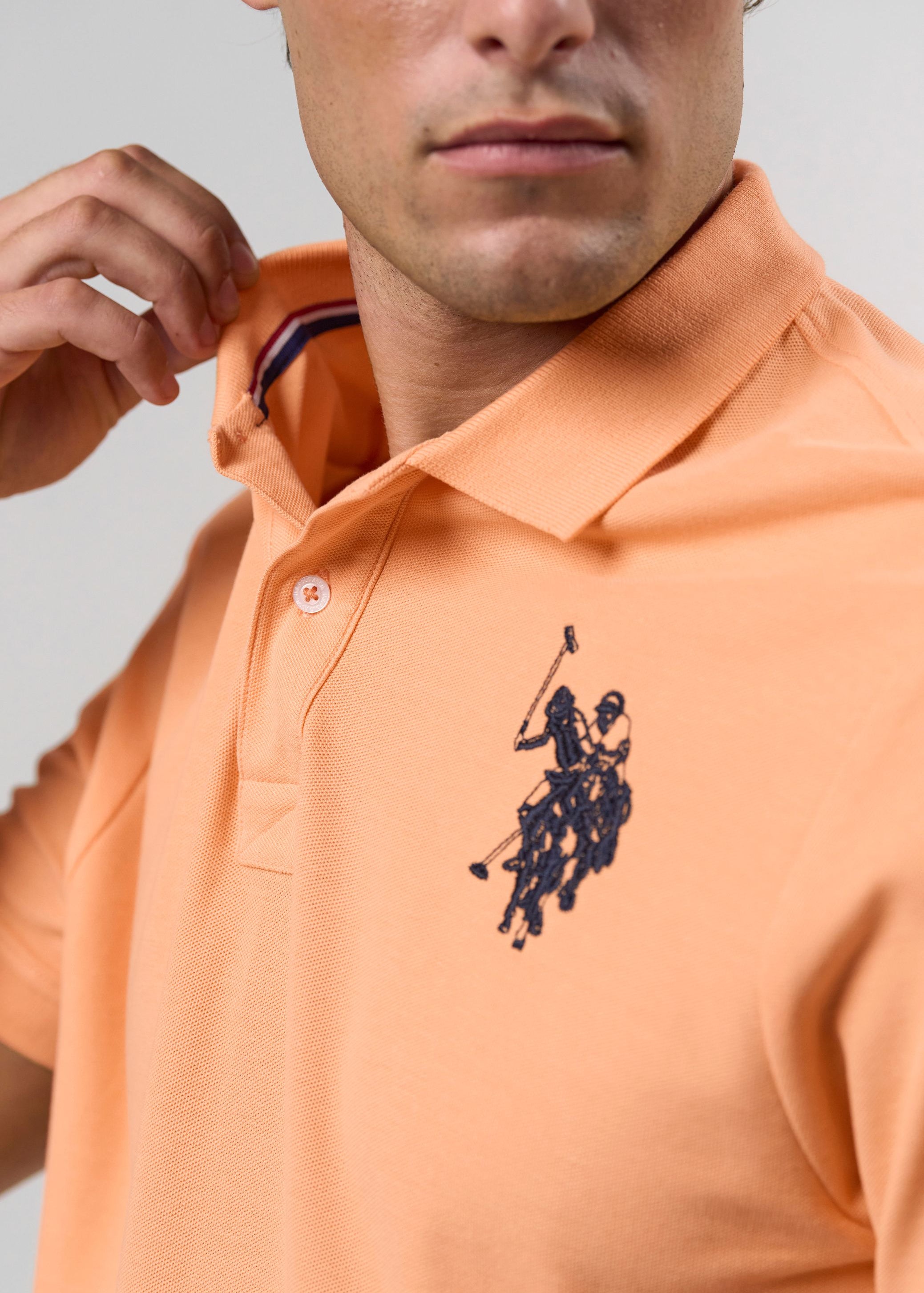 UMAlfredo Polo