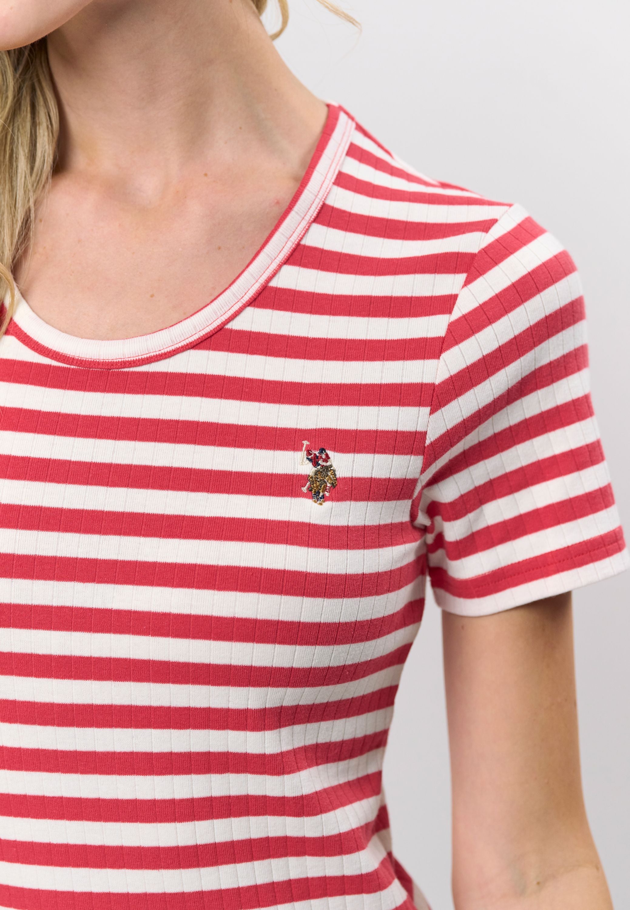 UWCarla T-shirt