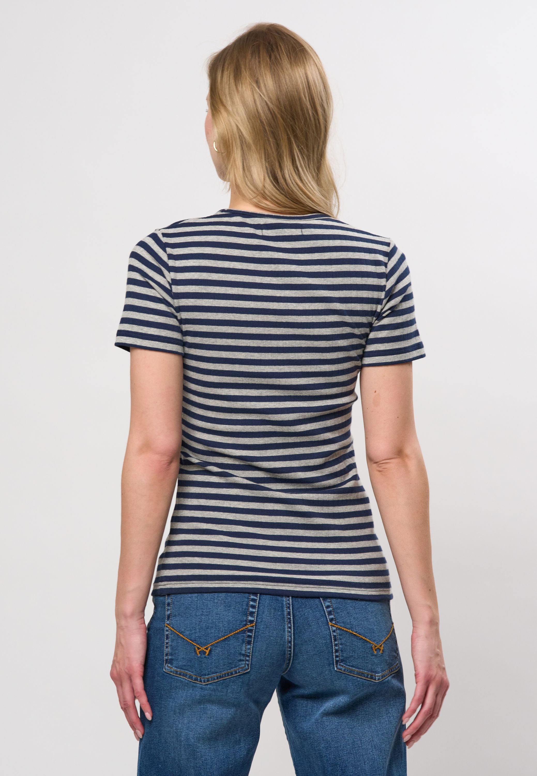 UWCarla T-shirt