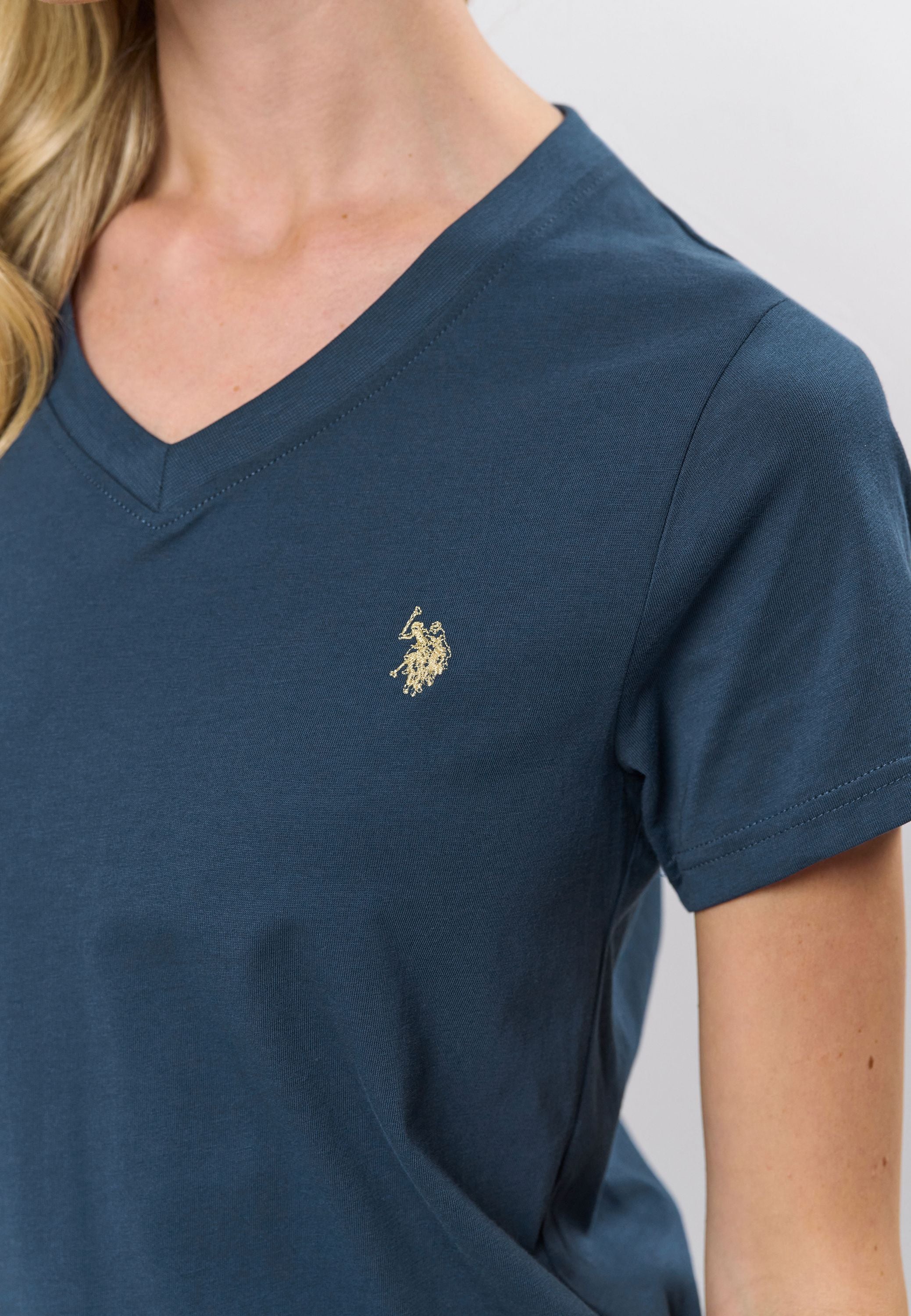 UWAssia Slim Fit T-shirt
