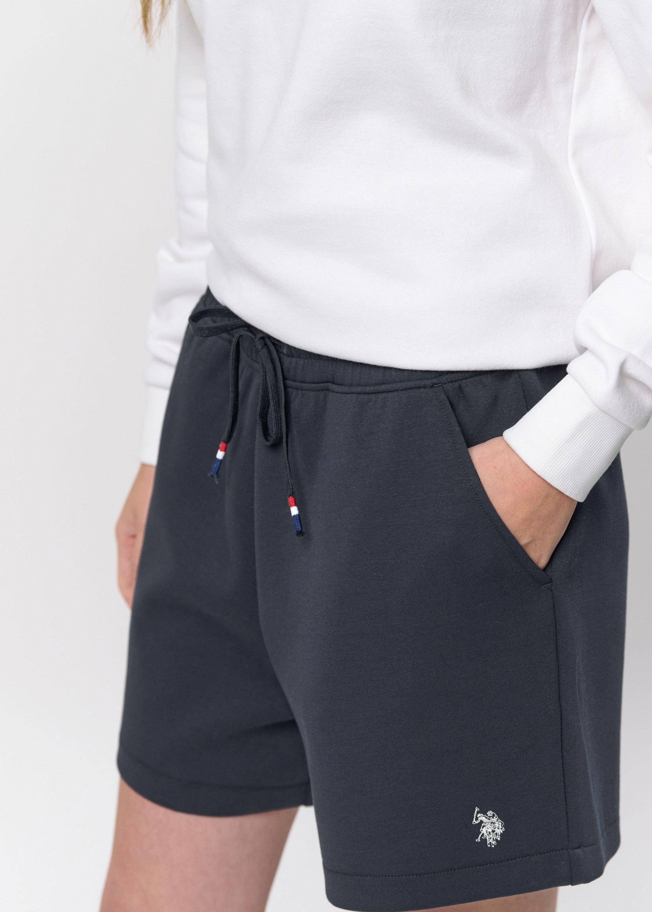 UWMacha Shorts