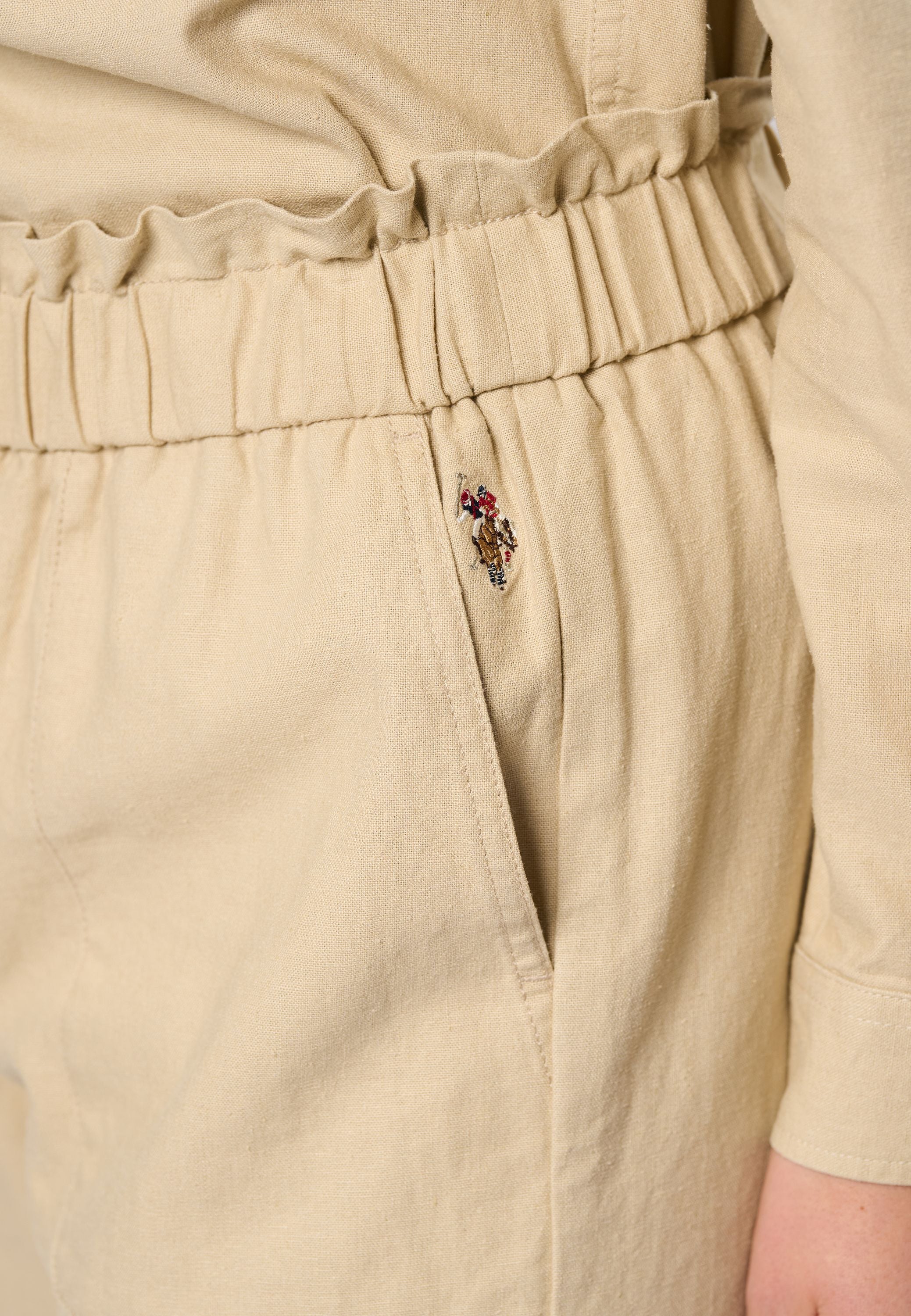 UWHena Linen Shorts