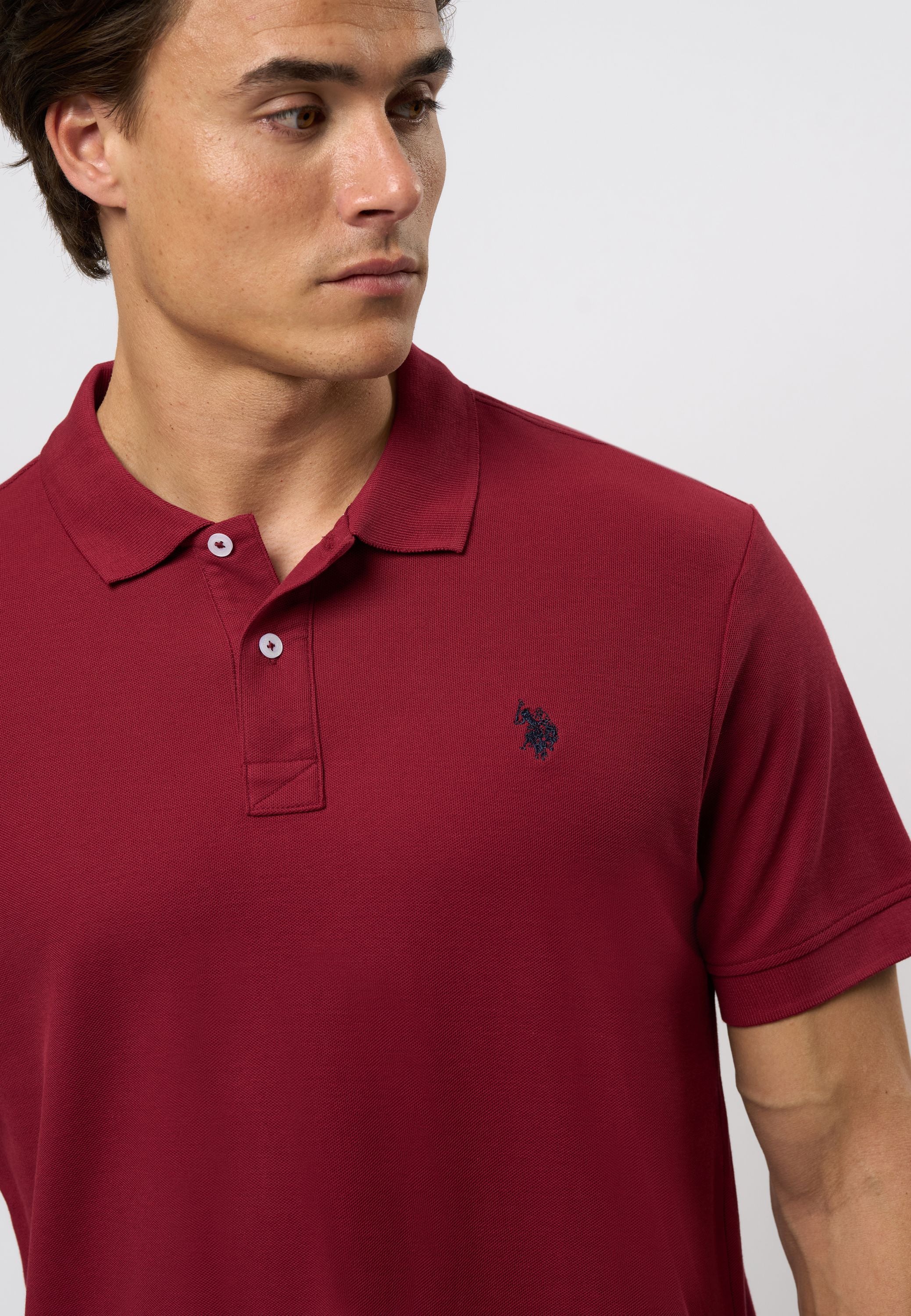 UMAlfred Polo