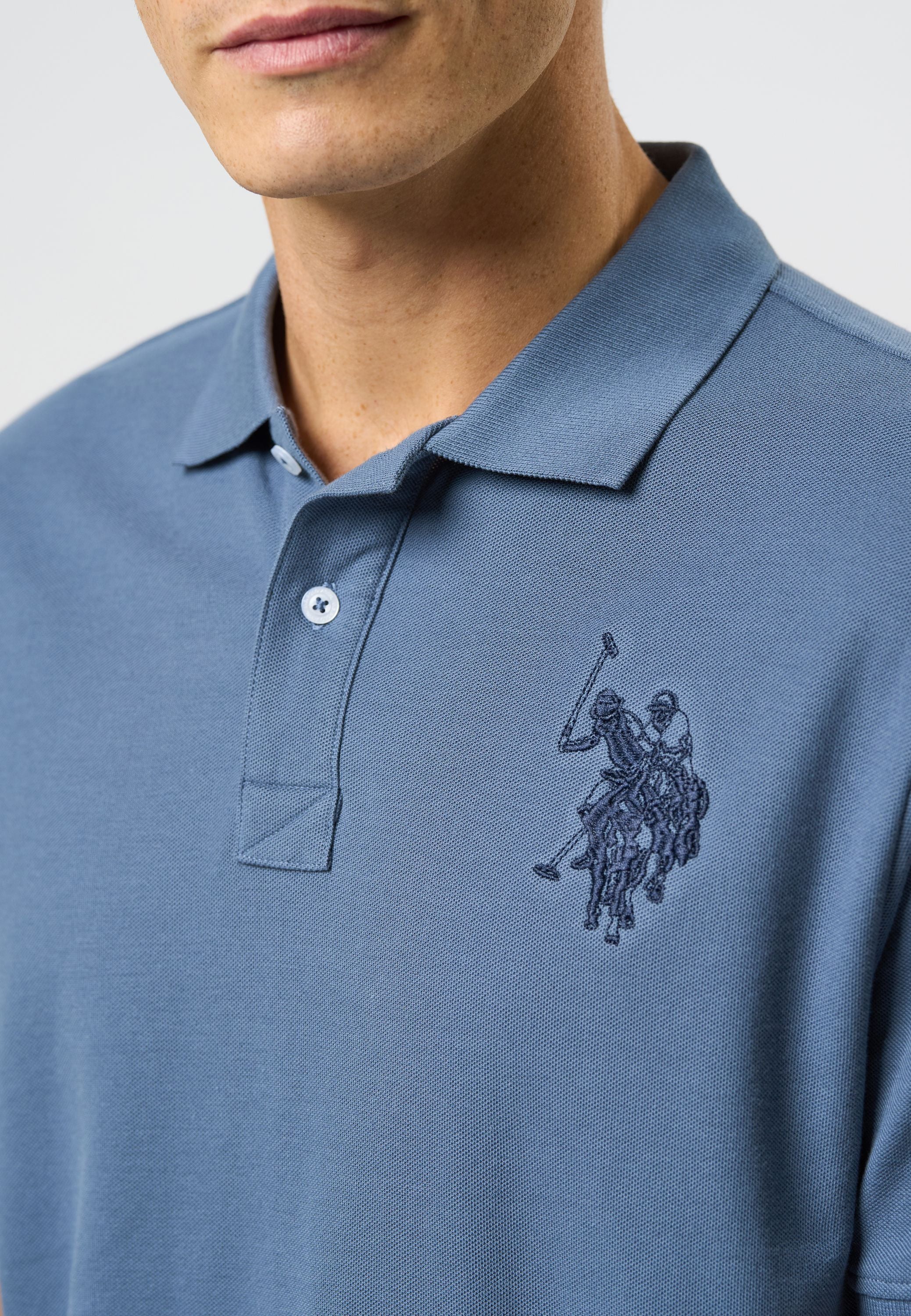 UMAlfredo Polo