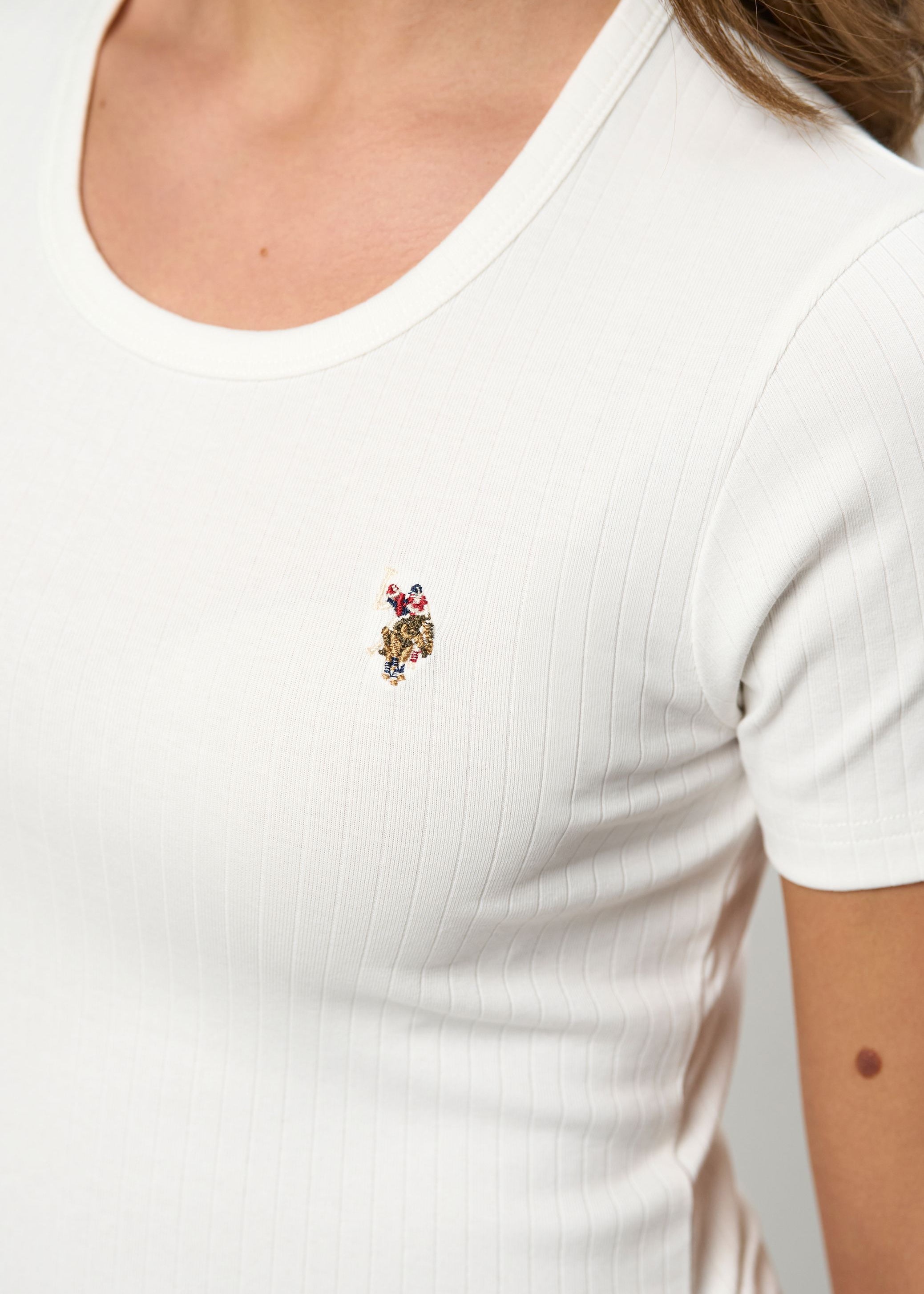 UWCarola T-shirt