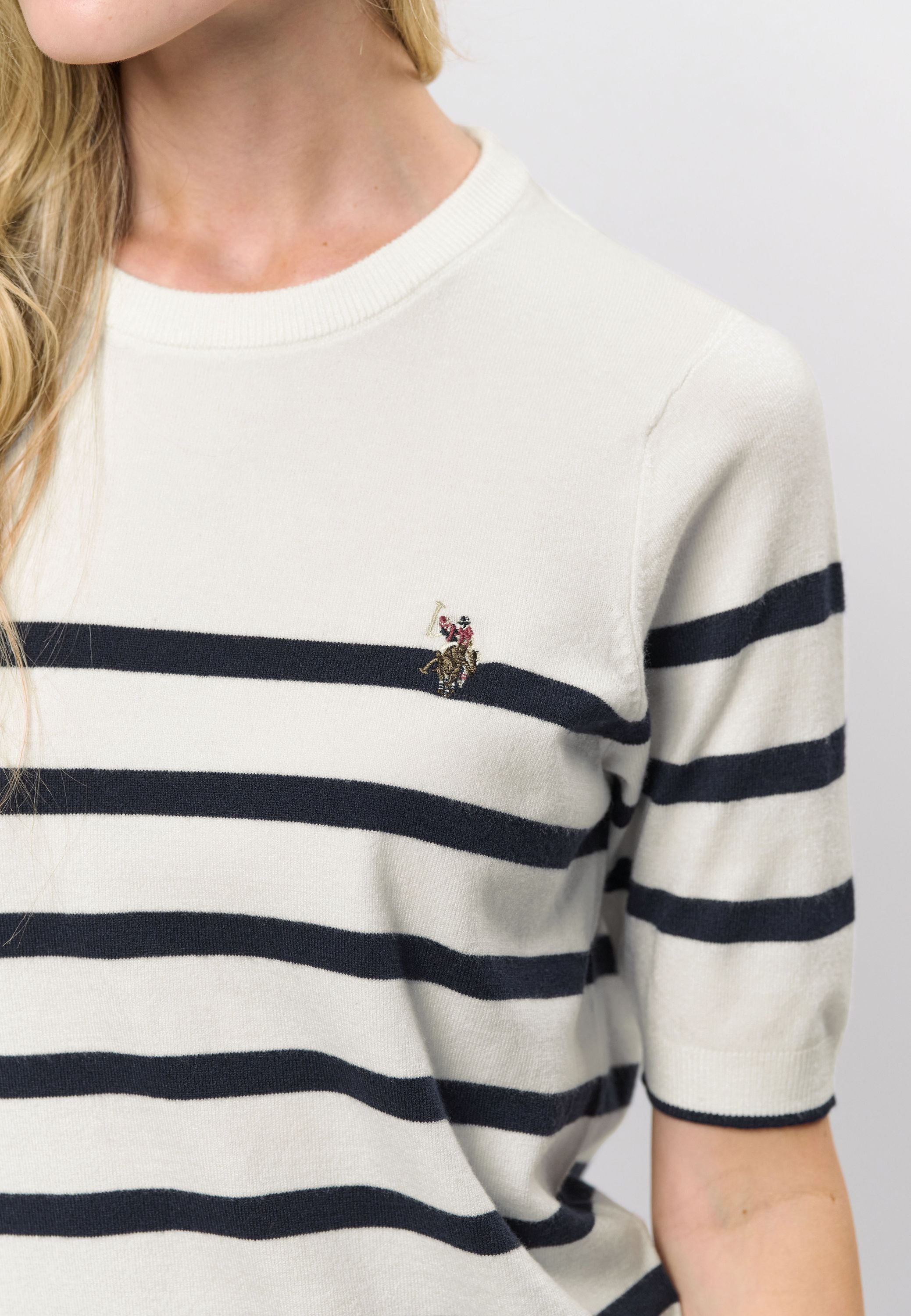 UWMaiken Short Sleeve Knit