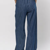 UWMira pull up pants