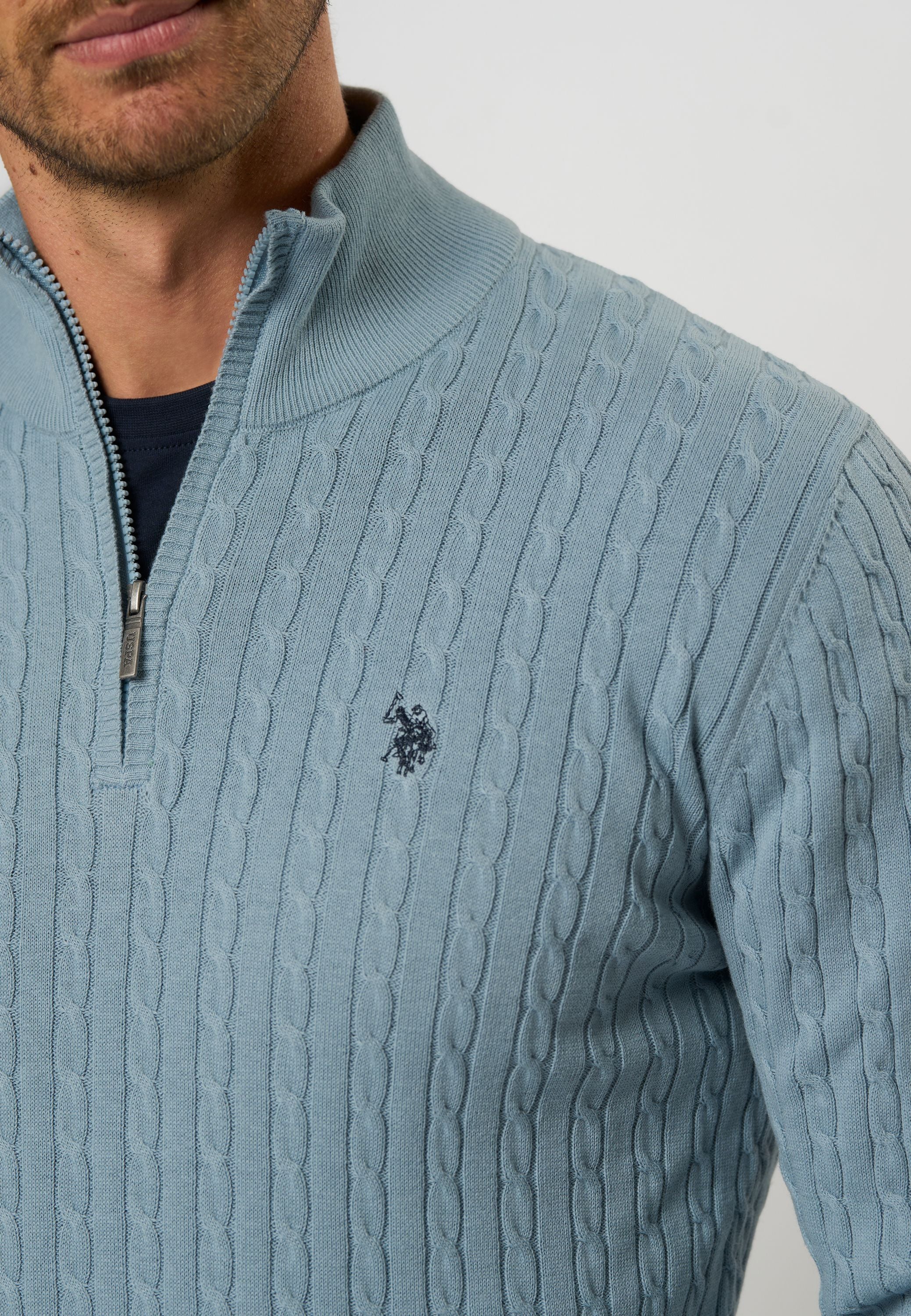 UMRomeo Half-zip Cable Knit